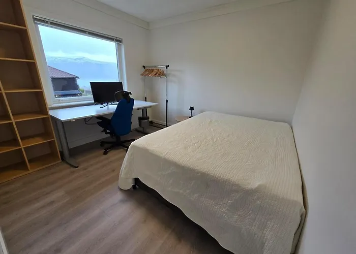 6 Bedroom House Villa Ålesund