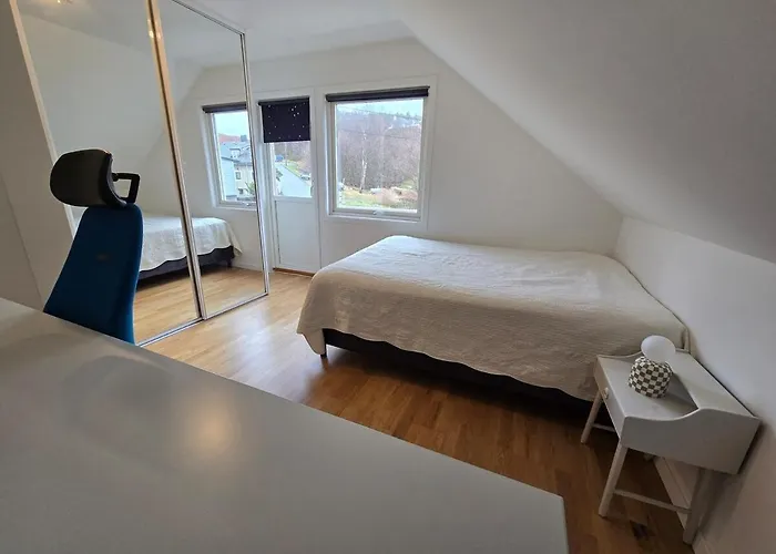 6 Bedroom House Villa