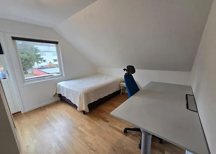 Villa 6 Bedroom House
