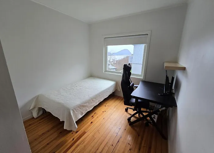 Villa 6 Bedroom House *